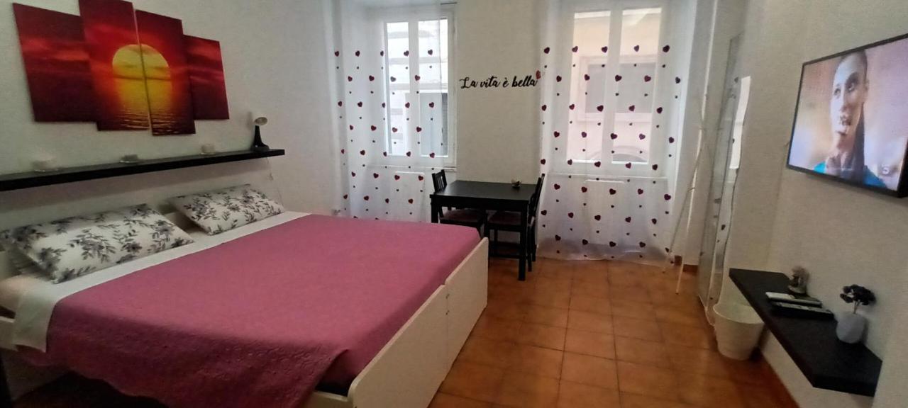 Superfast Bed & Breakfast *